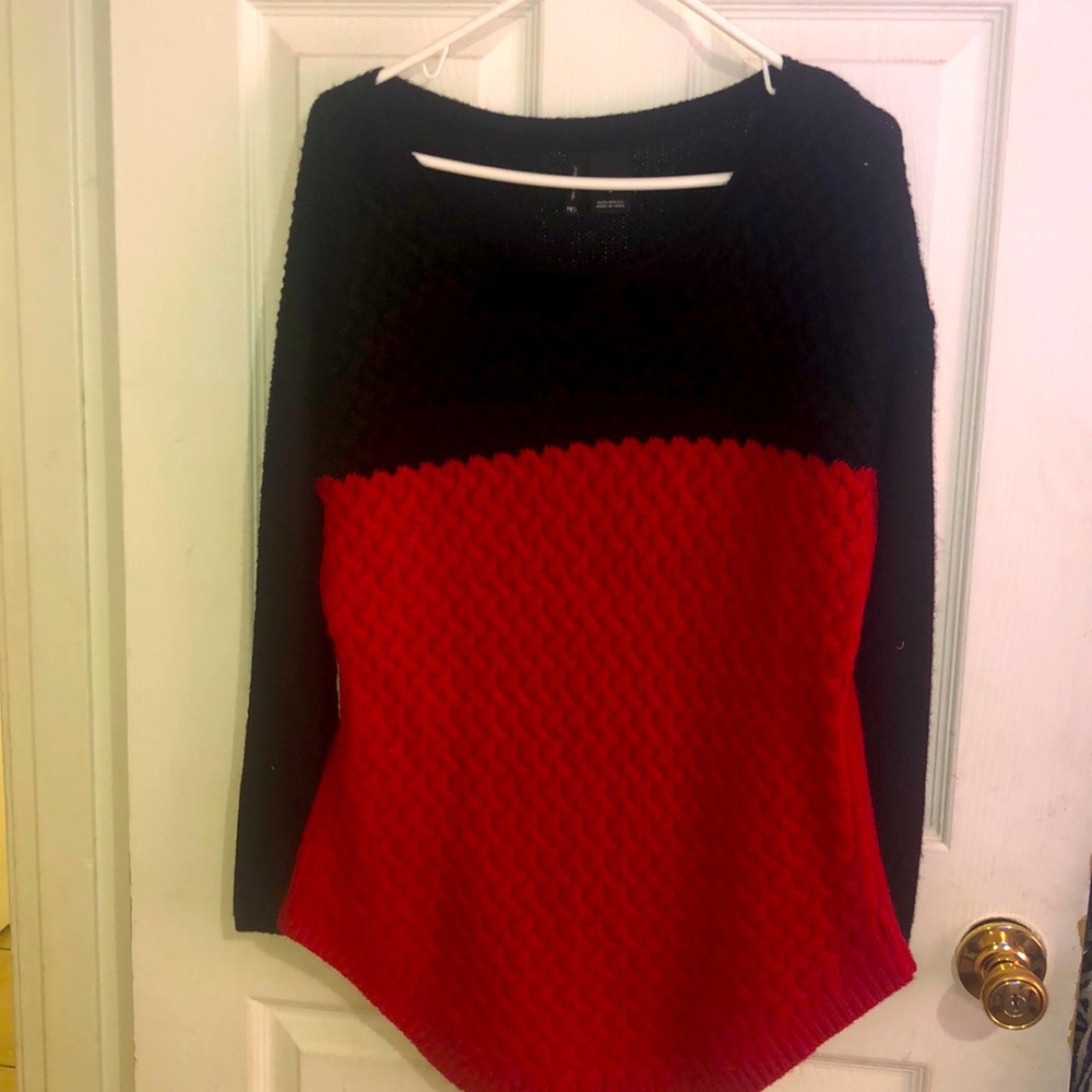 Long sleeve knit